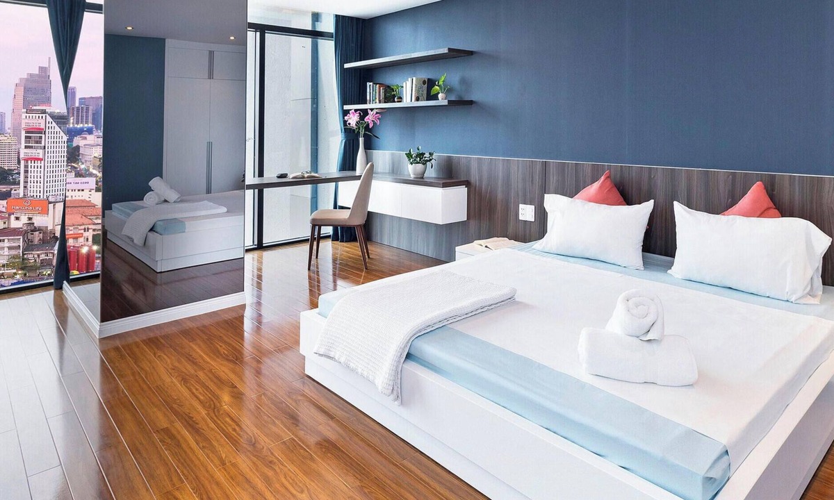 Downtown Ho Chi Minh City Apartment | Lovely the loft suite gym, pool