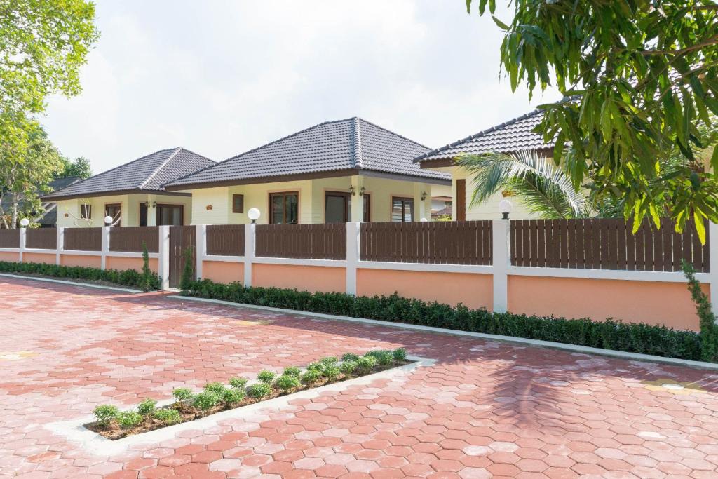Lipa Noi House | Lucky Villa Residence