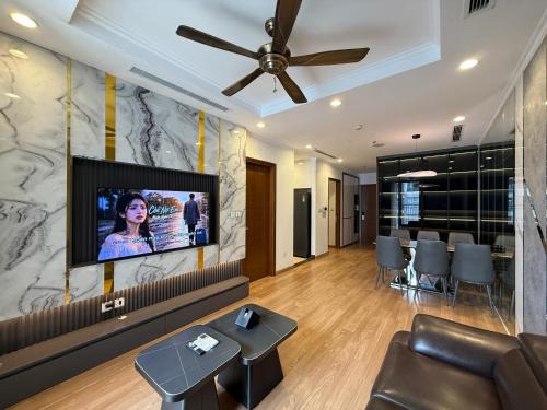 Hai Ba Trung Apartment | Lumi Home Vinhomes Times City Hà Nội