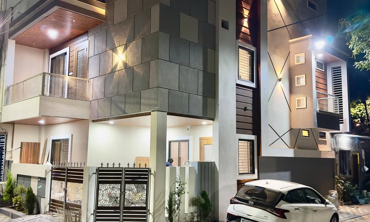 Indore Villa | Luxury 3bhk villa perfect for families and friends with a rooftop party hall