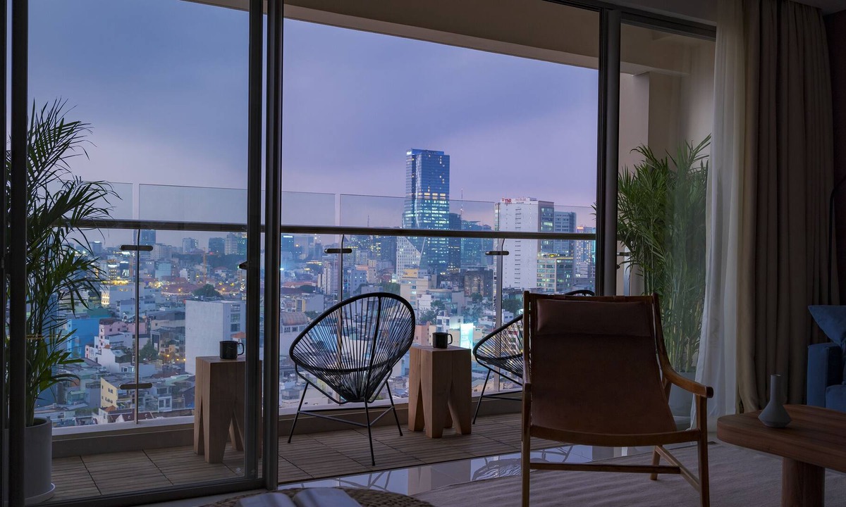 Bach Dang Riverside Condo | LUXURY 3BR SAIGON BOHO RIVERVIEW I 5 MINS BEN THANH MARKET D1