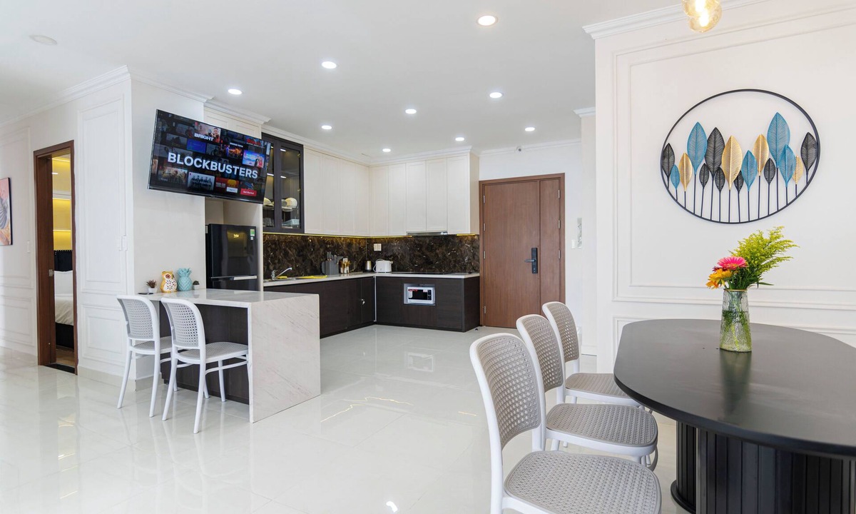 District 4 Apartment | Luxury #Grand-Riverside 4BR #Pool#Netflix#Buivien#D4#Center#D1