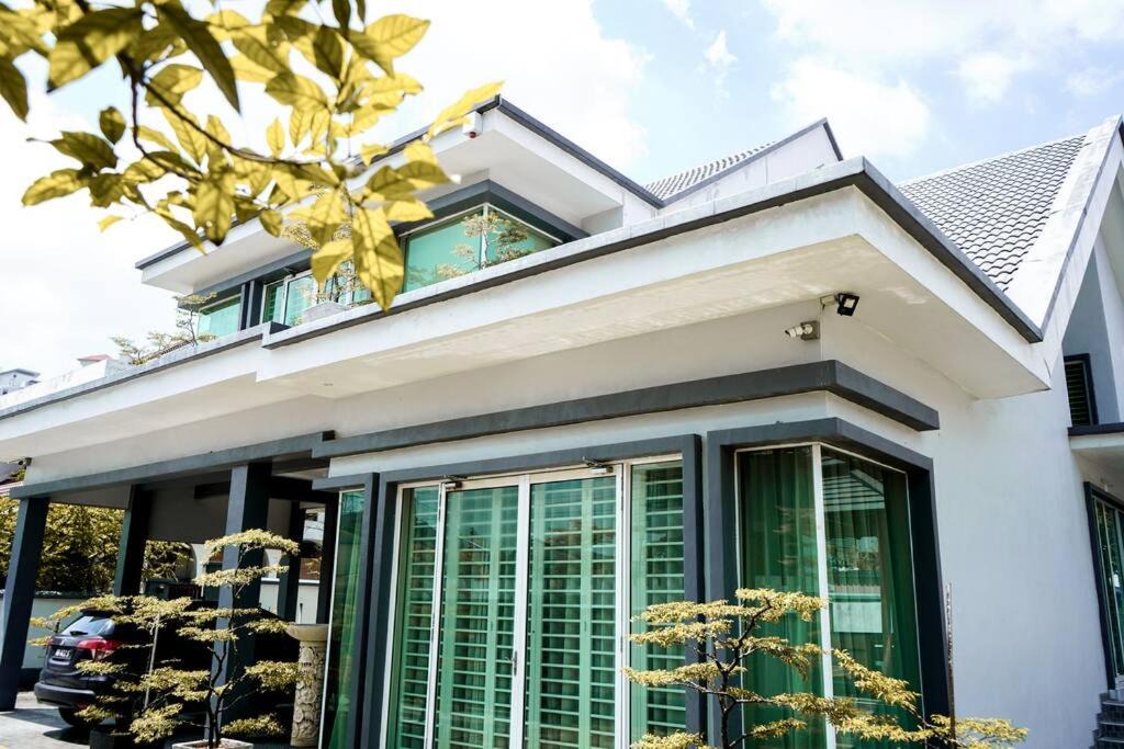 Petaling Jaya Villa | Luxury One Villa - Event Space in Petaling Jaya
