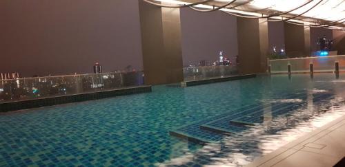 Kuala Lumpur House | M City with Pool KLCC city view