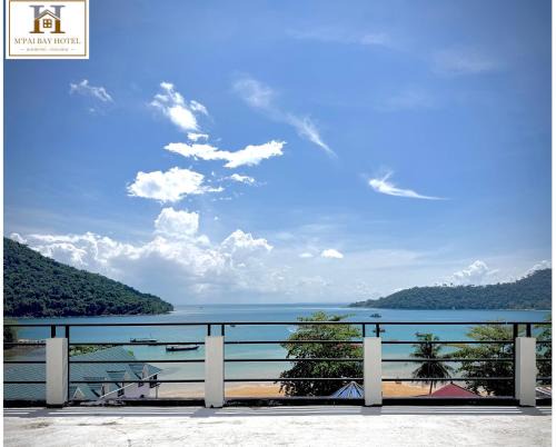 Koh Rong Sanloem Hotel | M'pai Bay Hotel