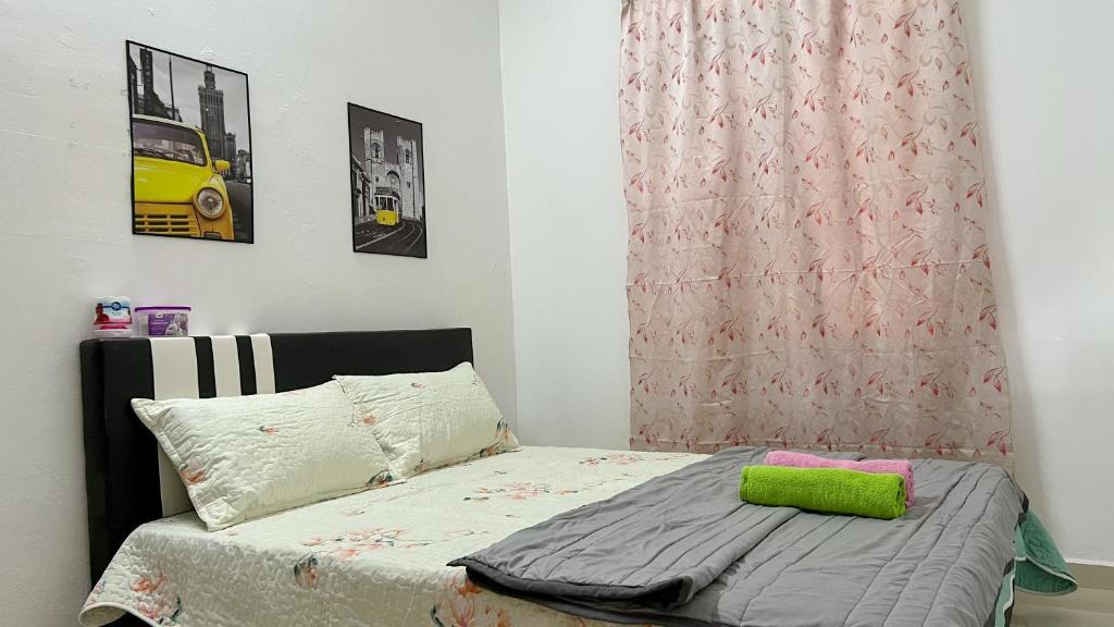 Kuantan Apartment | Mahkota Aman Guest House - 5pax
