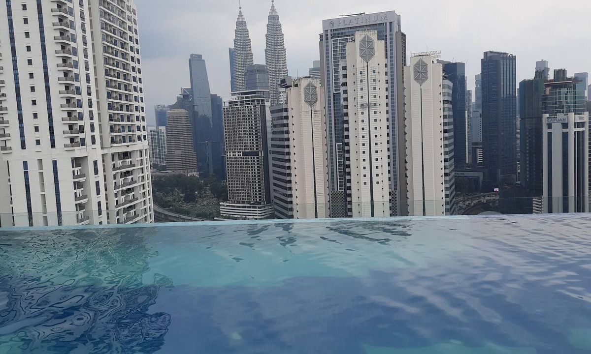 Kuala Lumpur City Centre Apartment | majestic residence klcc by petronas twin tower