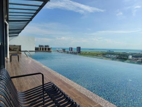 Malacca City Apartment | Malacca Infinity Pool level 36 2-6 pax 5minJonker