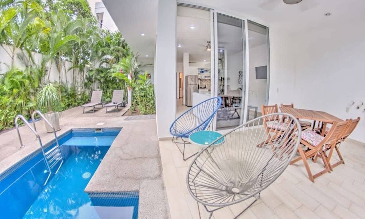 Bucerias Condo | Maravilla 1A: Golden Zone 1BR - 2 Blocks to Beach