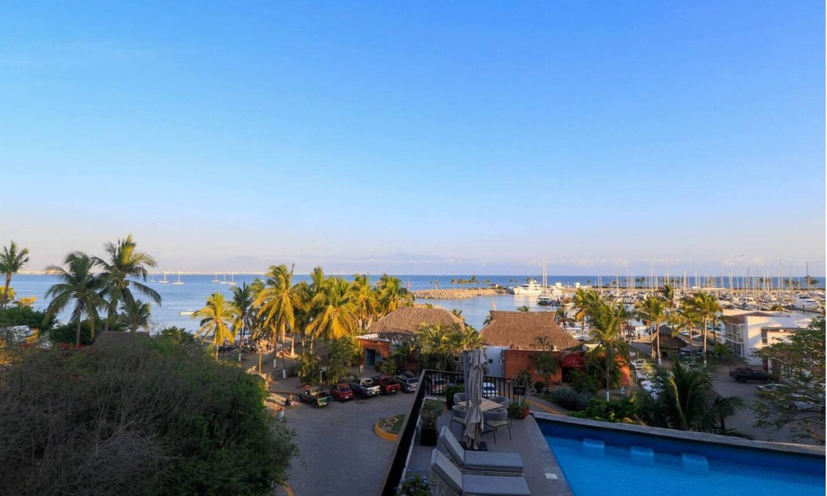 La Cruz de Huanacaxtle Condo | Marina & Ocean View · Designer 3BR w/BBQ, Pool & Kitchen at Canuva Lux La Cruz