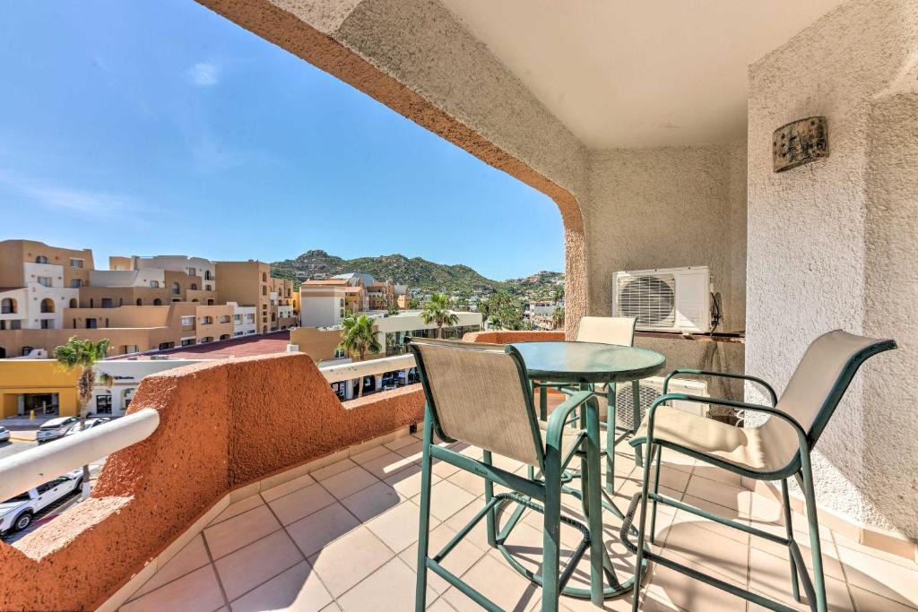 Centro House | Marina View Cabo San Lucas Condo < 1 Mile to Beach