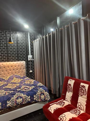 Vientiane Prefecture House | Meenoy hotel vientiane laos 旅館
