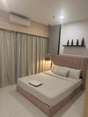 Kuala Lumpur City Centre Apartment | Mercu Summer Suites Twin Towers Walk Residences