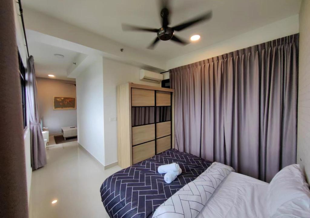 Medini Apartment | Meridin RamadaRomantic set by DW homestay