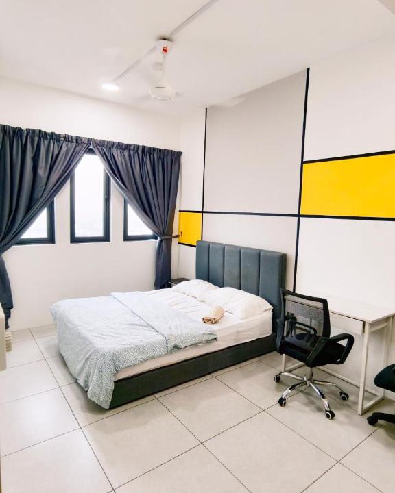 Central Seberang Perai House | Meritus Master Room