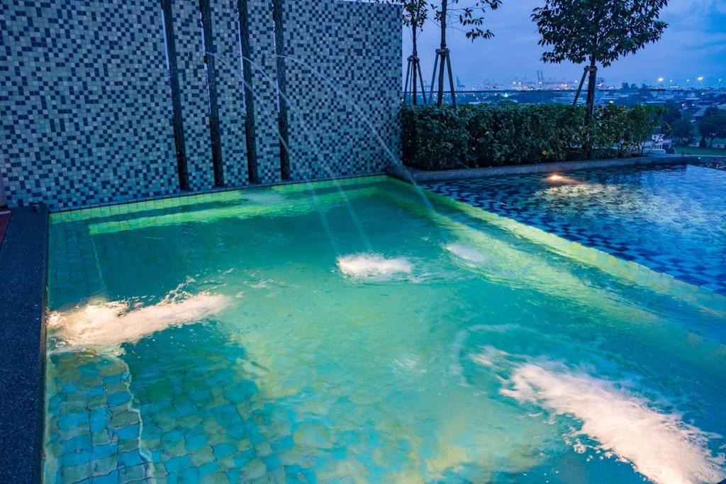 Kampung Bagan Dalam House | Merveille Woodsbury Suite 6