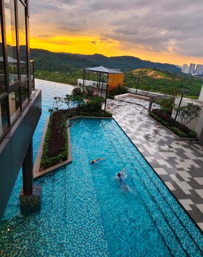Nilai Apartment | Mesahill Premier Suite by D'KAY HOMES near USIM KLIA