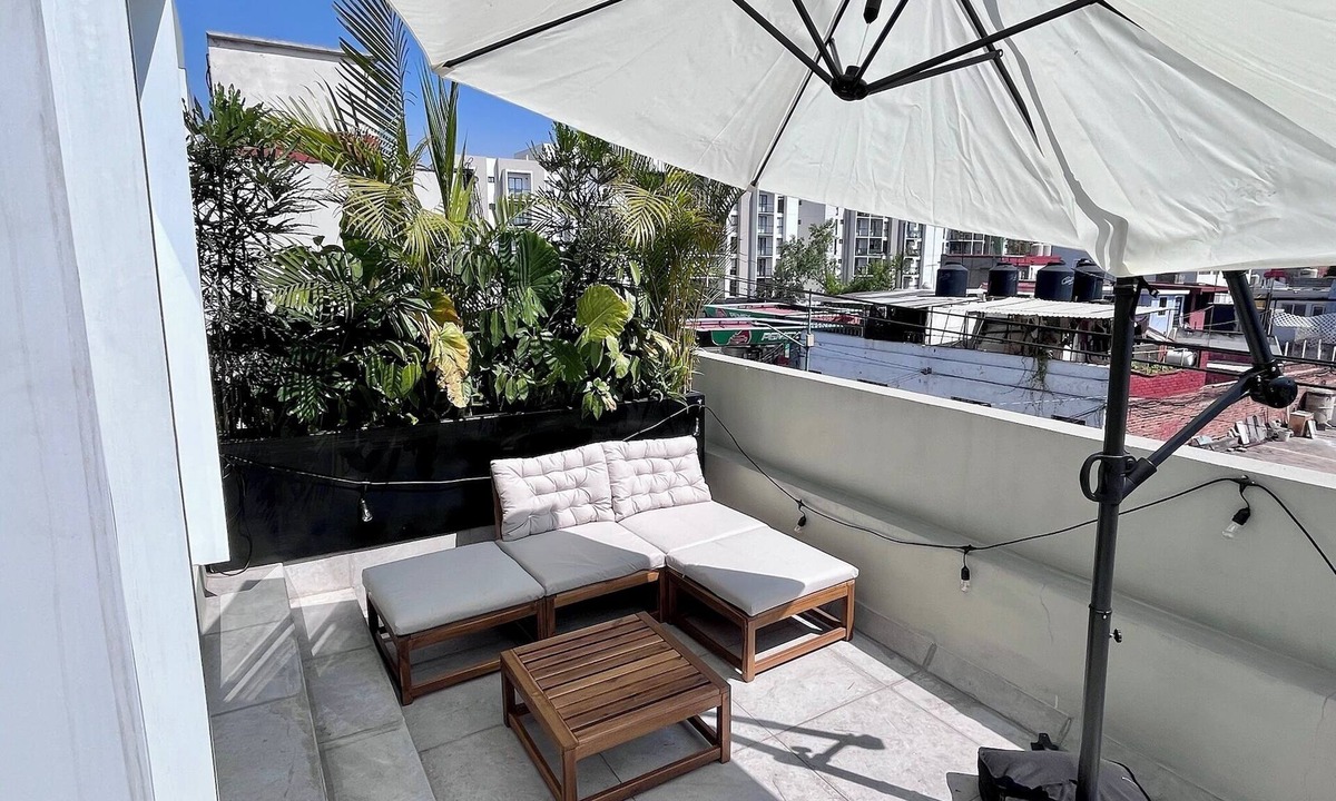Santa Maria la Ribera Apartment | Mexican Vibes, Private Terrace & BBQ Grill in Early-1900s Restored Building
