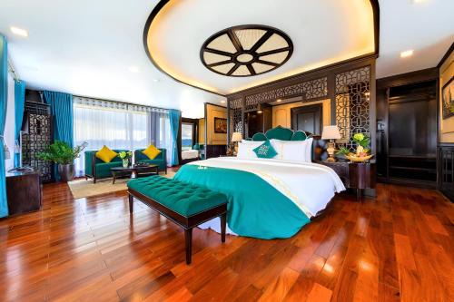Ha Long Boat Rental | Mila Grand Luxury Cruise
