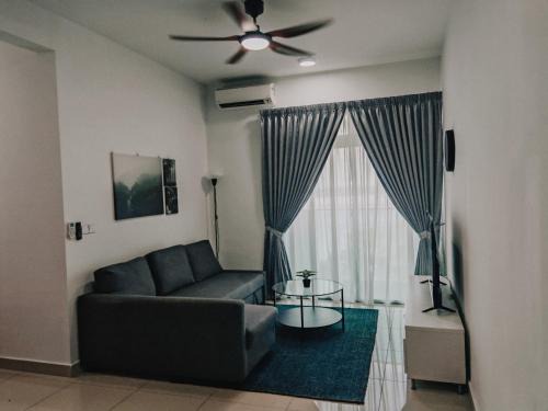 Masai Apartment | Minimalist Homestay Meridin Bayvue 3 bedrooms Apartment