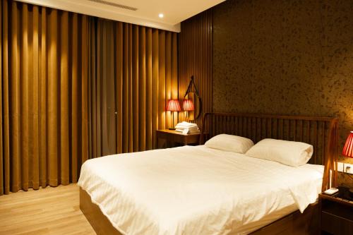 Van Giang Apartment | Mizu Room Ecopark panorama view