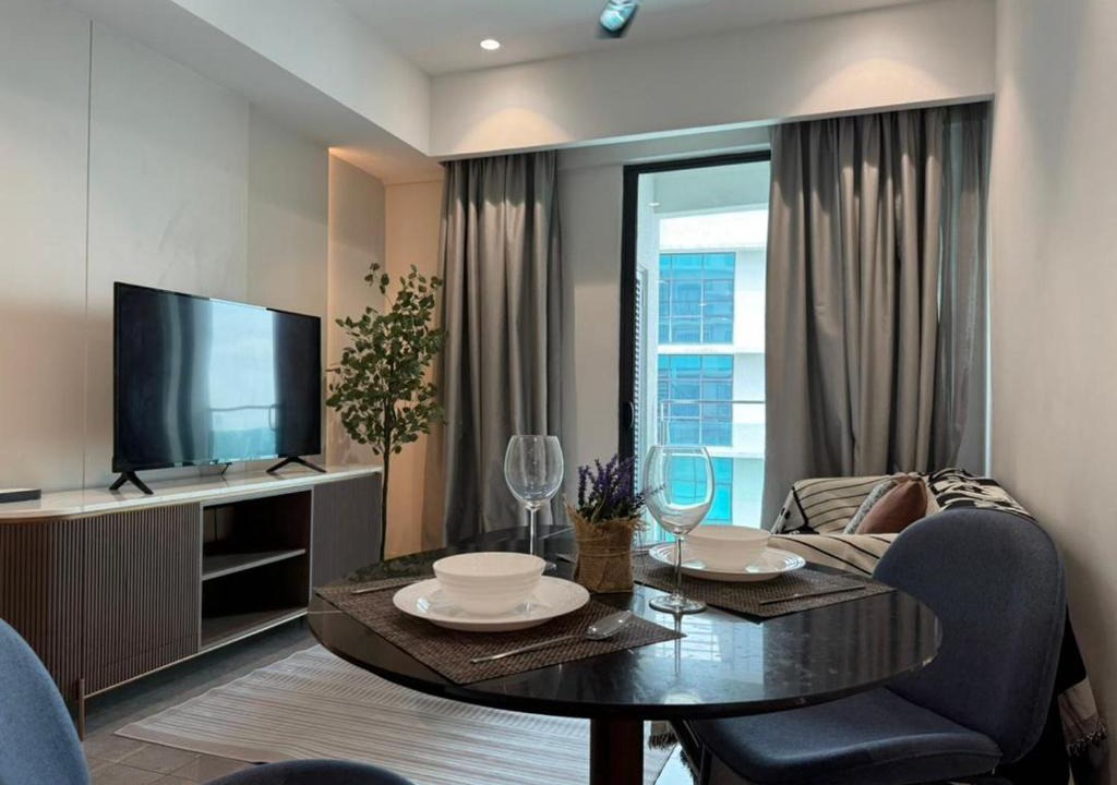 Mont Kiara Apartment | Modern 1Bedroom The Ooak Balcony Netflix KL City View