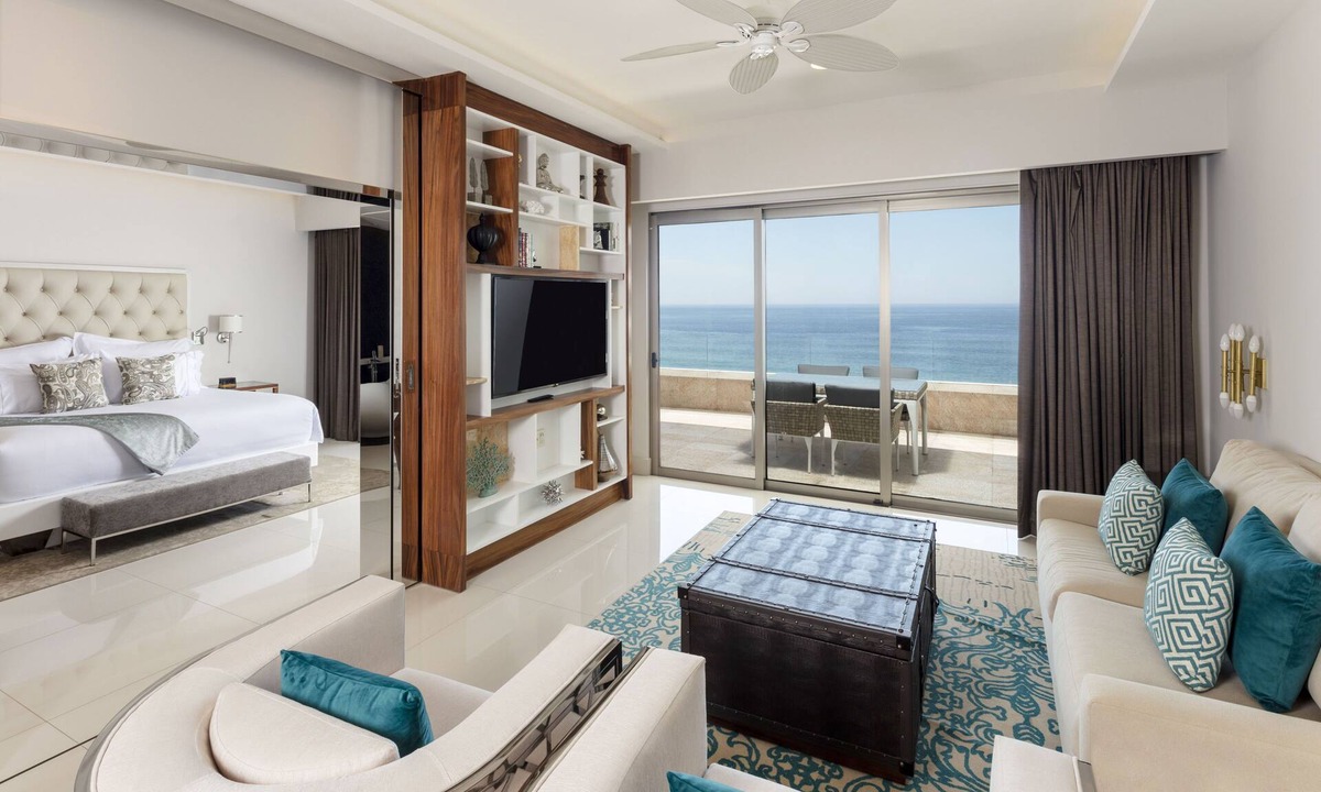 San Jose del Cabo Resort | Modern 1BR, 2BA Oceanview Suite in Cancun – Luxury & Comfort
