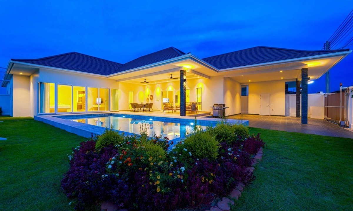 Hua Hin Villa | Modern 3 Bedroom Villa AS1