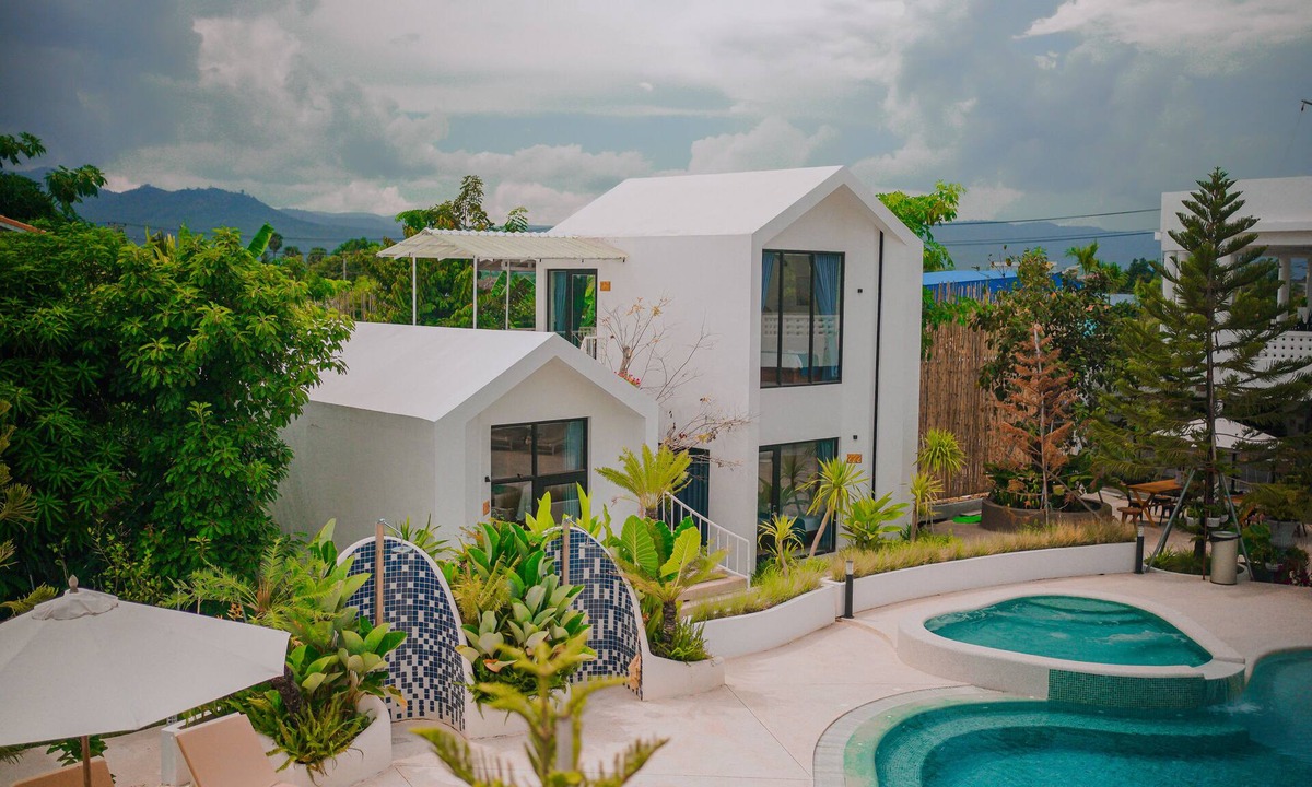 Kampot Hotel | Montagne Residence