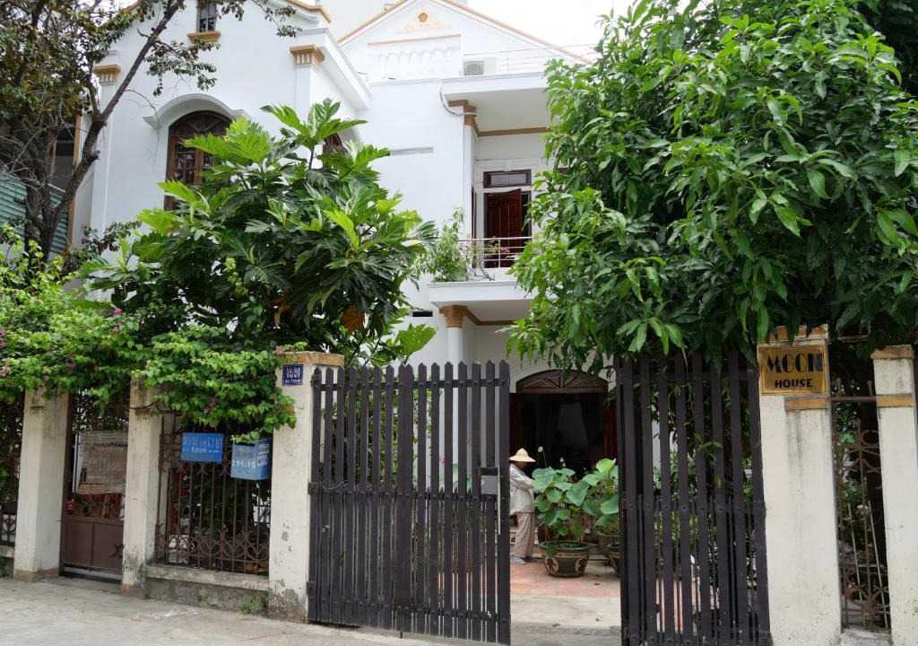 Tran Phu Beach Apartment | Moon house tropical garden - Coconut