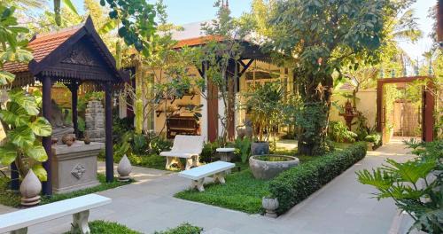 Prasat Bakong Hotel | Moringa Tree Maison