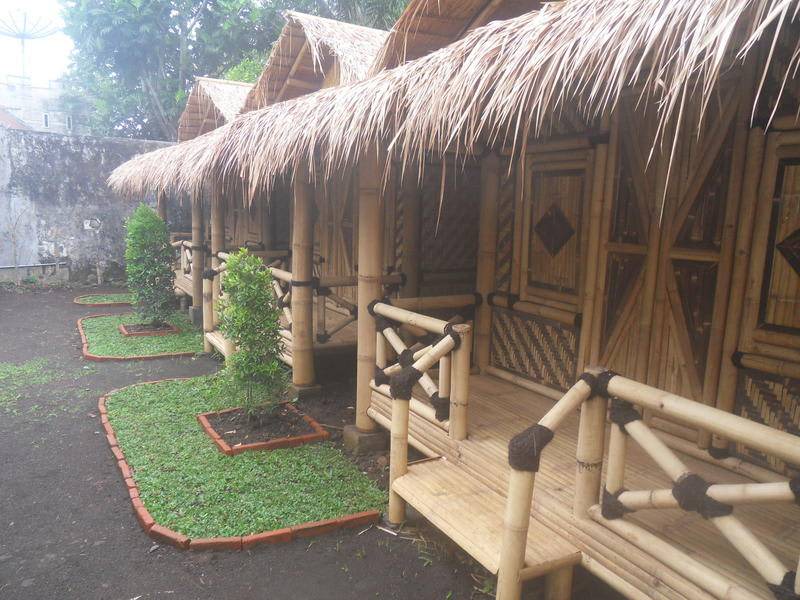 Jawa Timur House | Motel ∙ 8 guests