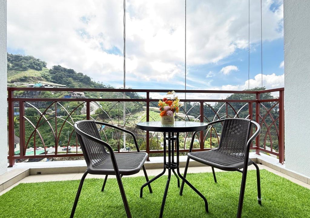 Brinchang Apartment | Mountain n Sunrise view, Hilltop Hotel apartment In Nova Cameron Highlands