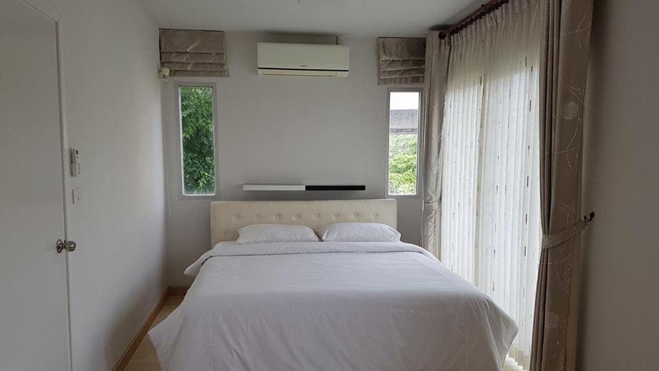 Ban Mai House | Muang Thong Home for Rent