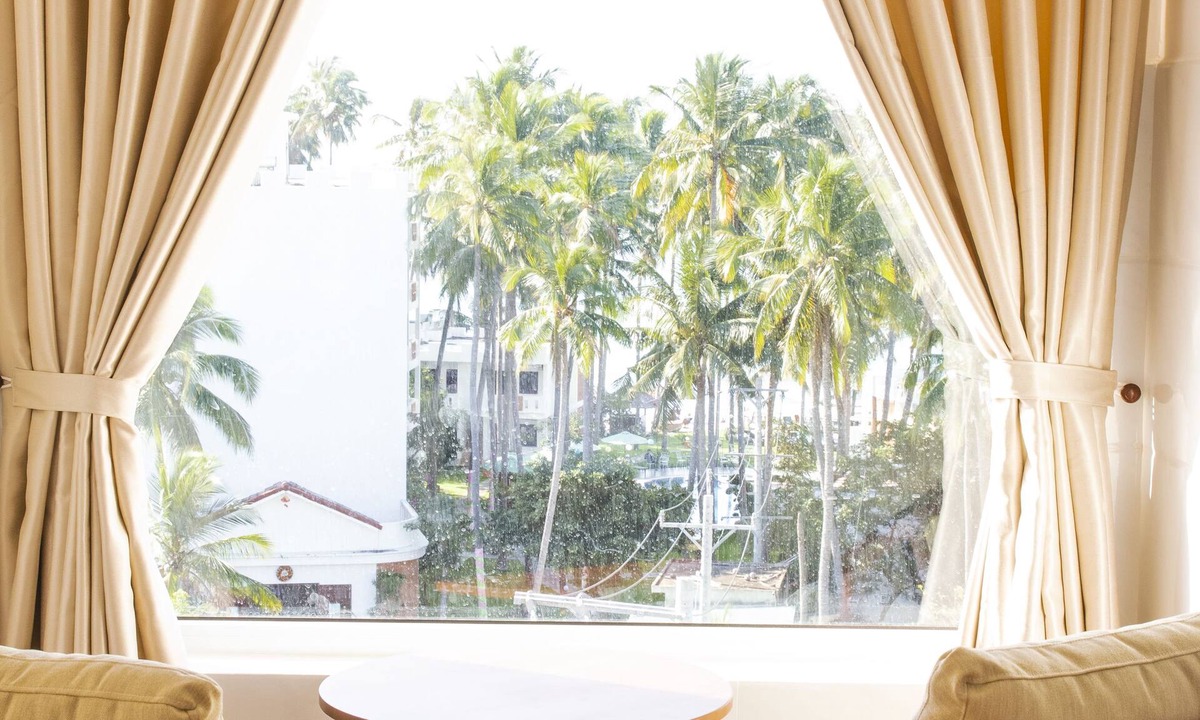 East Ham Tien Beach Hotel | Mui Ne Beach Hotel