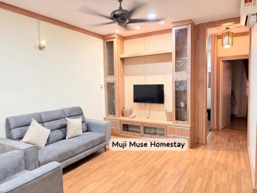Gua Musang House | Muji Muse Homestay, 3 AIRCOND ROOMS