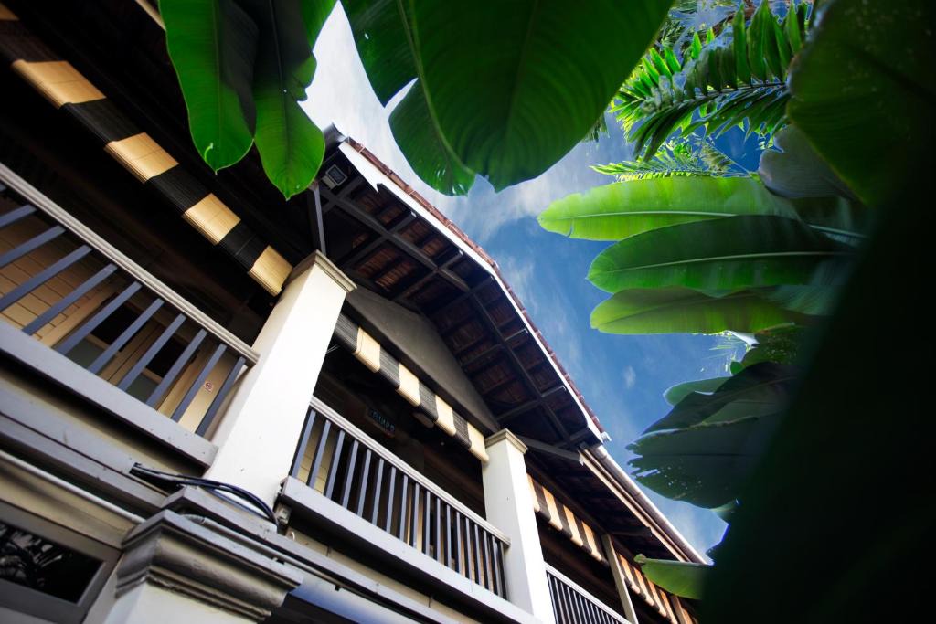 Chinatown Hotel | Muntri Mews