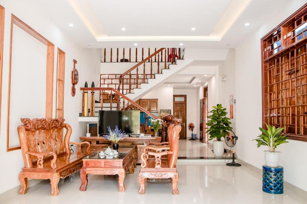 Ngu Hanh Son House | My Khe beach , An Thuong Street , 5 Bedroom ,Free parking, Cool