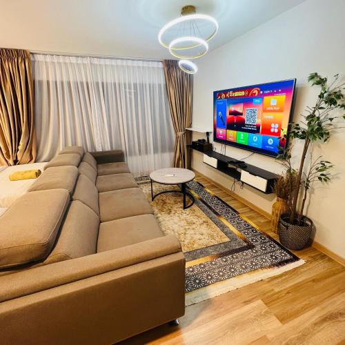 Taman Midah Apartment | N2 Big TV &sofa kids play area Arte Cheras 4bed8pax