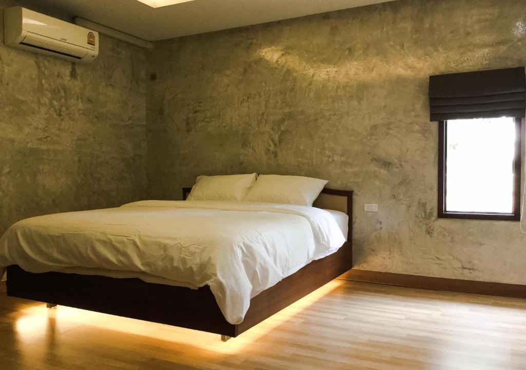 Doem Bang Hotel | Nai Suan Inn