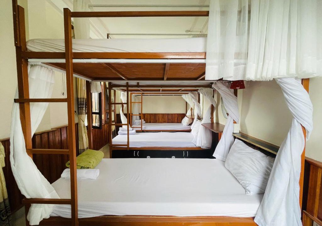 Hue City Centre Hotel | Nam Phương Riverside Villa