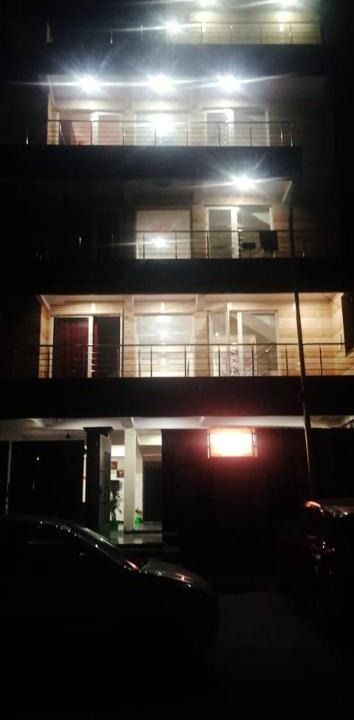 Sector 70 House | National Hotel