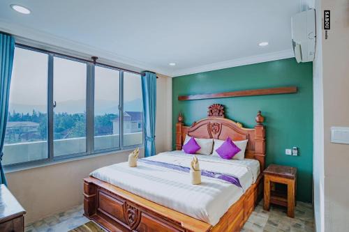 Kampot Hotel | Neakru Guesthouse and Restaurant