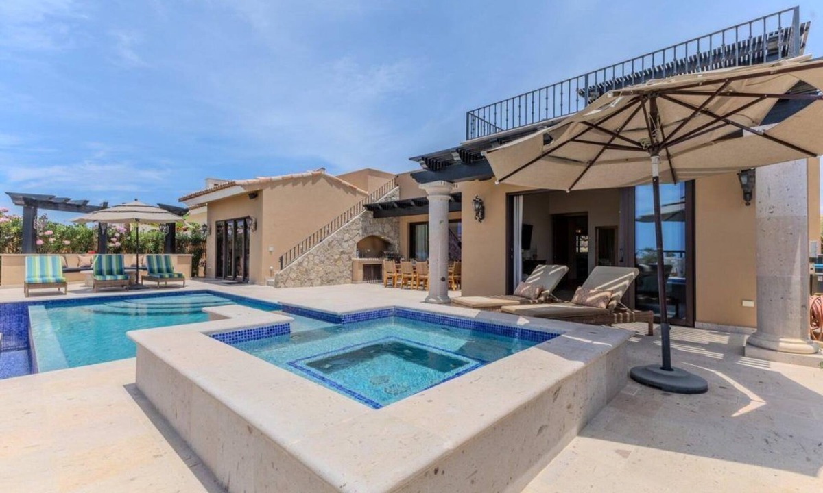 Cabo San Lucas House | NEW 4-Bedroom Oversized Casita with Pool/Jacuzzi, sleeps 10, spectacular golf