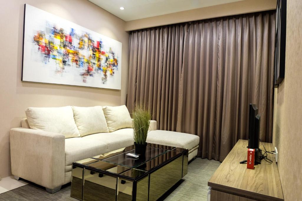 Bintaro Apartment | New Furnished 1BR Lexington Apartment By Travelio