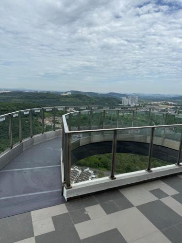 Nilai Apartment | New Mesahill premier residence with rooftop sky walk and sky lounge mountain view