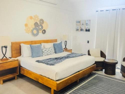 Centro Apartment | New Modern in Cabo San Lucas