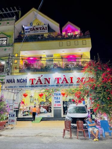 Chau Doc Bed & Breakfast | Nhà Nghỉ Tấn Tài - Gần Miếu Bà Chúa Xứ Núi Sam