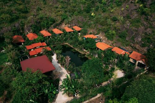 Hoa Lu Hotel | Ninh Binh Mountain Resort