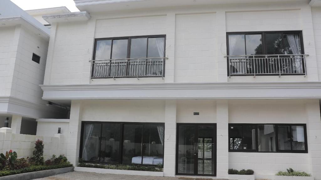Ciloto Villa | Novia 2